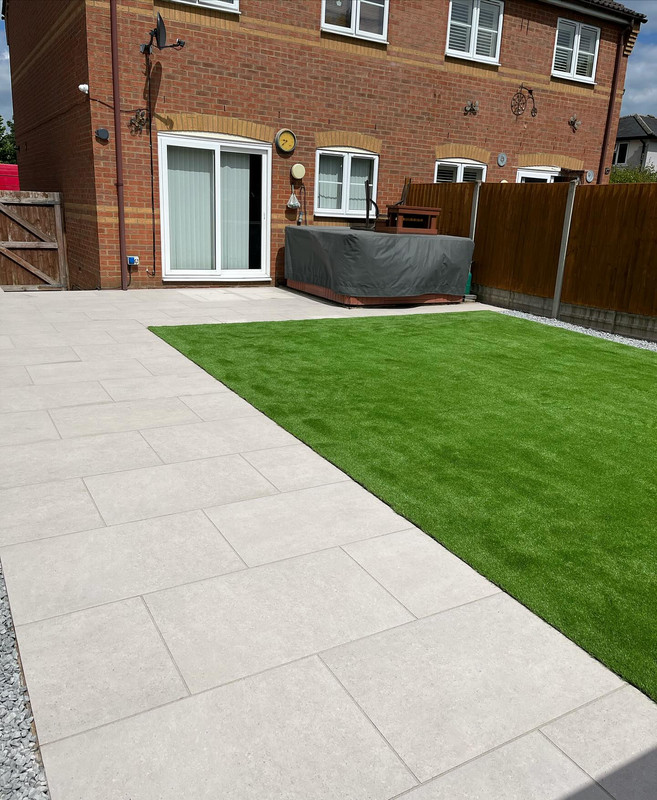 Artificial lawn